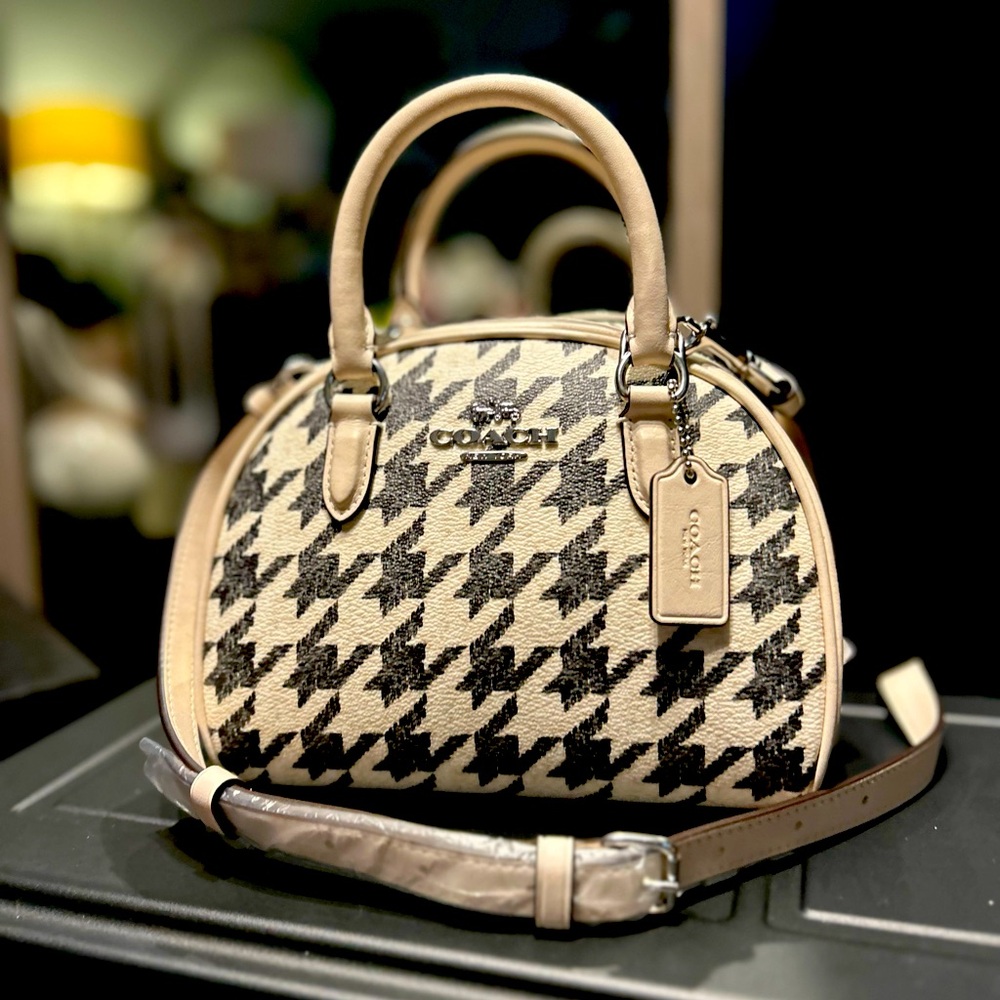 NWT Coach CJ628 Sydney Satchel with Houndstooth Print Canvas&Leather Cream/Black
